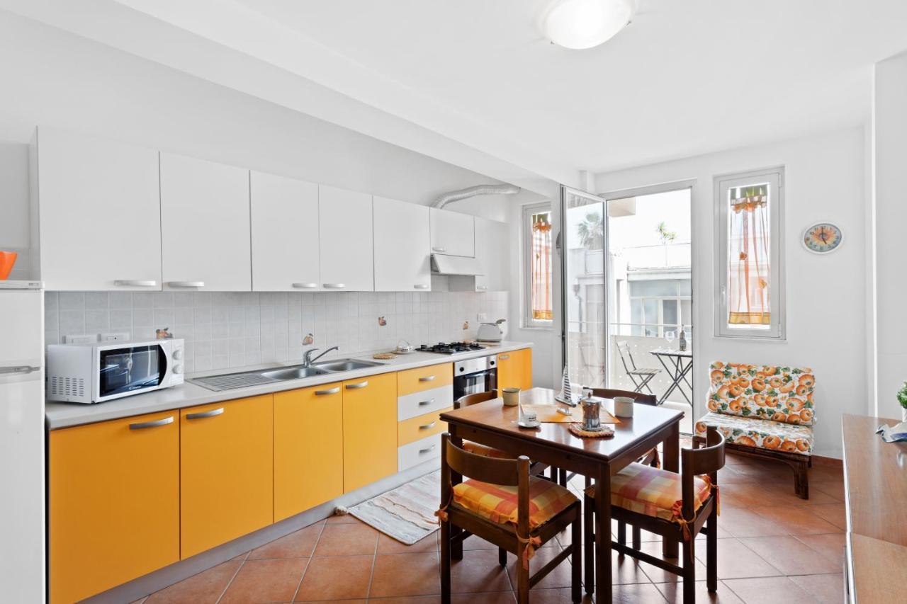 Aci Castello Seaview Apartment With Parking Εξωτερικό φωτογραφία
